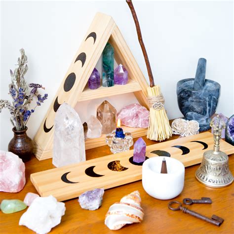 The Role of Wotch Altars in Ritual Magick